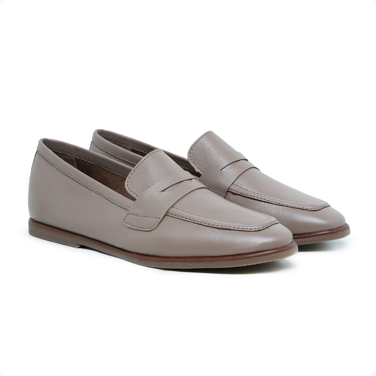 Sapato Social Feminino em Couro Fendi
