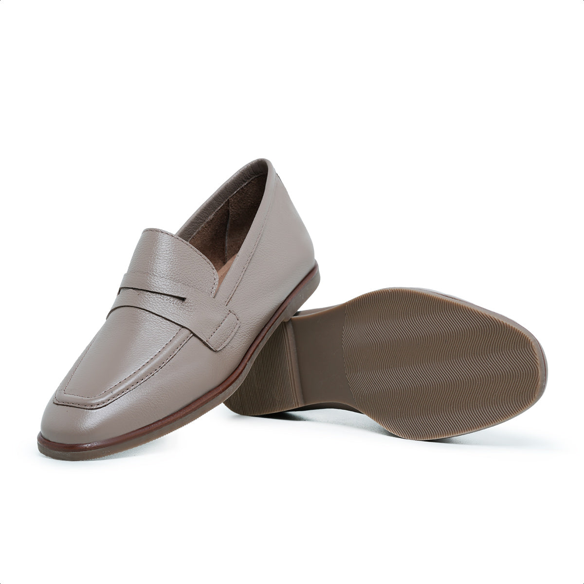Sapato Social Feminino em Couro Fendi