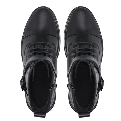 Bota Masculina em Couro Preto com Fivela