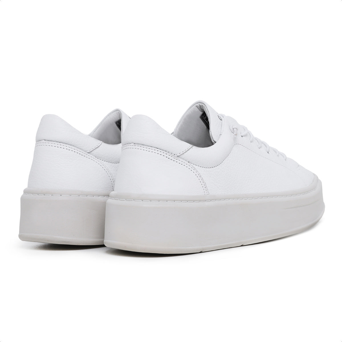 Tênis Masculino com Elástico em Couro Branco