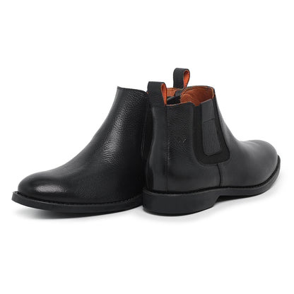 Botina Masculina Chelsea com detalhe em Couro Preto